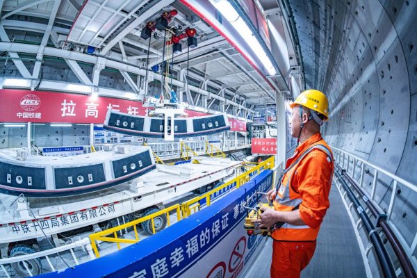 牛宝宝 世界最大直径水下盾构隧道完成黄河段掘进_大皖新闻 | 安徽网